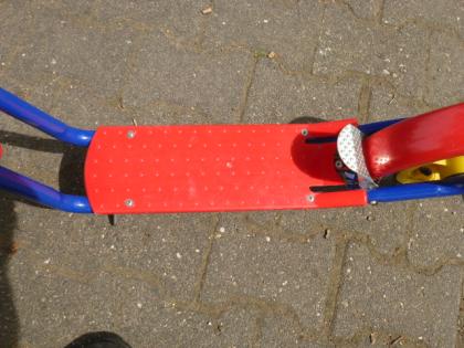 (255) KETTLER 10 Zoll ROLLER mit Fussbremse
