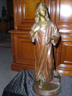 Antik - Sammlungsauflösung von Antiken und älteren Sachen.