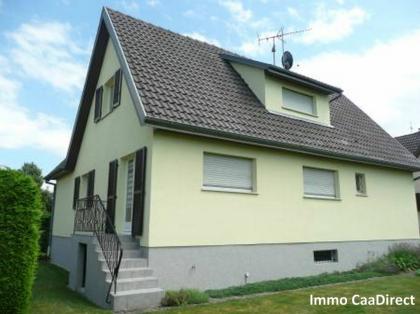 Geräumiges Einfamilienhaus mit Garten  im Elsass- 2 Km von Deutschland 24 km von
