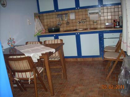 NEOKLASSIZISTISCHES  CHARMANTES STEINHAUS bei ATHEN 