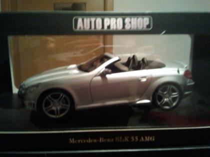 Ich verkaufe Mercedes Modelle 1:18