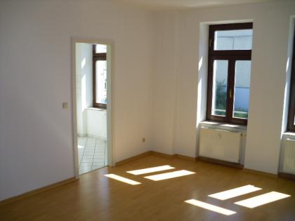 Auch was Feines !!!!! 2 Räume mit Balkon