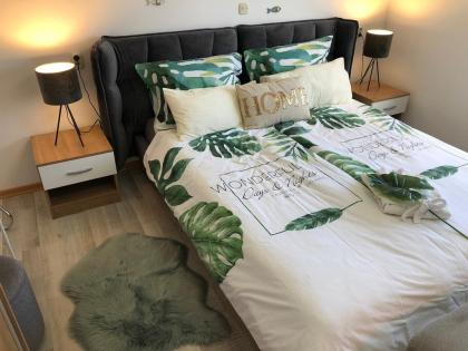 Am Meer  Ferienwohnung mit Terrasse,Whierpool ,Garten,Grill und Parkplatz .