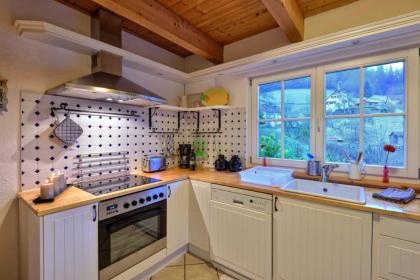 Schwarzwald Haus Enzklösterle mit Sauna, Garten, Kaminofen bis 16 Personen