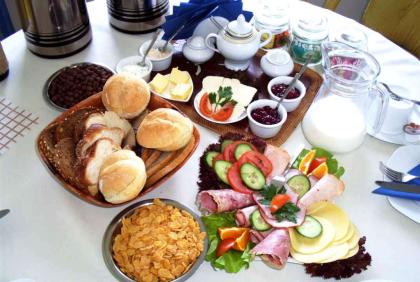 Polen / Masuren/Nikolaiken/komfortable PENSION ca. 150 M vom Seeufer entfernt