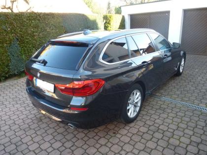 2019  BMW 520 17,800km ( dTouring , Mild-Hybrid, Aut., AHK, Kamera, Leder )