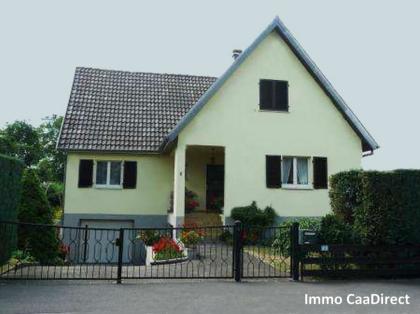 Geräumiges Einfamilienhaus mit Garten  im Elsass- 2 Km von Deutschland 24 km von