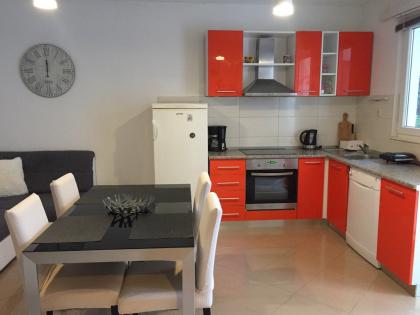 Bungalow in Dalmatien am Meer mit 2 Schlafzimmer nur 250 m zum Strand!!!