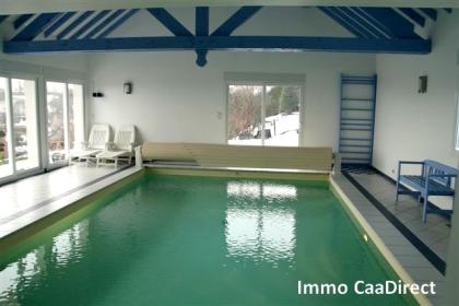 Luxuriöse Villa mit Beheiztem Hallenbad - Panorama Blick auf Rhein Ebene und Sch