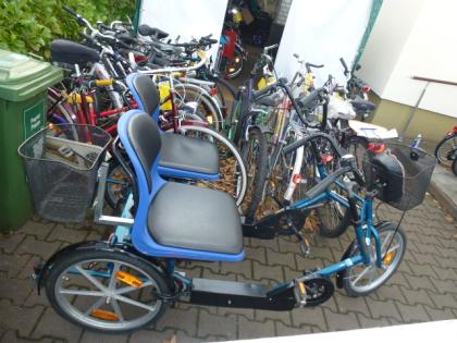 (146) DREIRAD 7 Gang Tandem Rücktrittsbremse vorne 20 Zoll hinten 24 Zoll