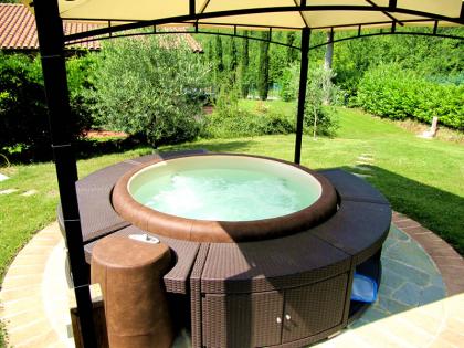 Gepflegtes Ferienhaus mit Whirlpool in der Toskana zu vermieten