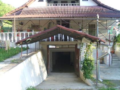 Firmen geeignetes Zweifamilienhaus zu vermieten, in Siebenbürgen, Rumänien.