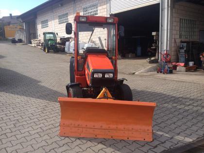 Hako 3000DA Allrad mit Kabine Heizung Schneeschild