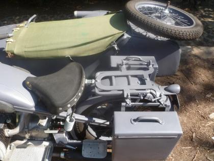 BMW R 12 WH mit Seitenwagen