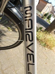 (49) 24 Gang Gabel gefedert ALU-RAHMEN Nabendynamo 28 Zoll