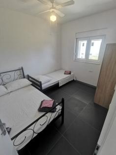 Ferienwohnung am Meer , in Kroatien mit Garten ,Grill ,Pool und Parkplatz