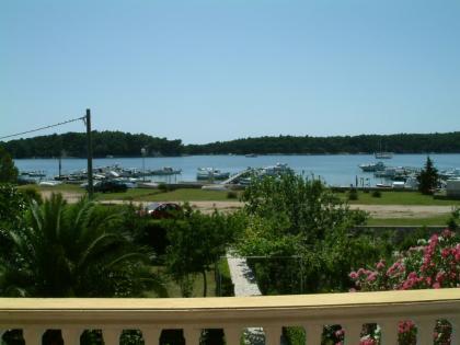 Private Haushalt Toni auf der Insel Rab. Höchste Qualität Appartements und Zimme
