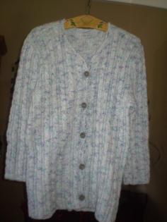 Wunderschöne Pullover - alles Handarbeit