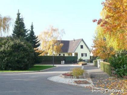 Geräumiges Einfamilienhaus mit Garten  im Elsass- 2 Km von Deutschland 24 km von