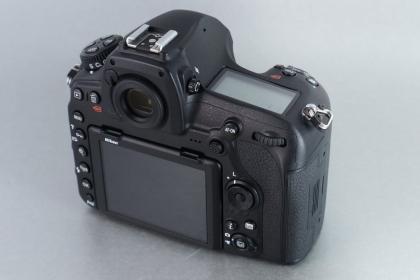 Nikon D850 in Originalverpackung