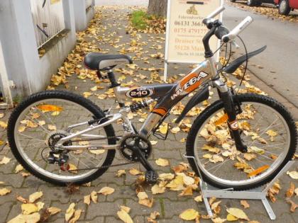 (226) 21 Gang Gabel u Sattel gefedert UNIVEGA 24 Zoll RH 37