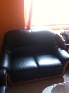 3 gut erhaltene Sofas