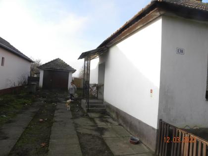 In Ungarn am Tompa 70 m2 Einfamilienhaus mit 7690 m2 Grundstück ist zu verkaufen