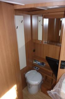 Wohnmobil mieten - LMC 733 - Teilintegriertes Sondermodel - Einzelbetten - Hubbe