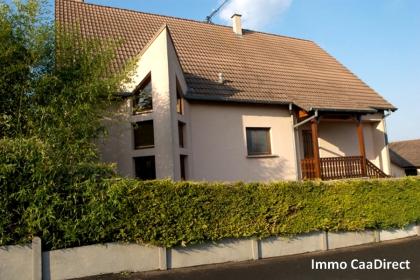 Haus voll Ausgestattet, mit beheiztem Hallenbad, 5 Min. von Deutschland 40 Min. 