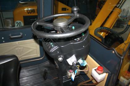 Radlader Stapler Knicklenker Allrad Hoflader ZL10 Nennlast 1000kg BJ.2021