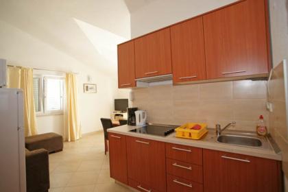 Ferienwohnungen am Meer Villa Luna Trogir Kroatien (www.villaluna-trogir.com)