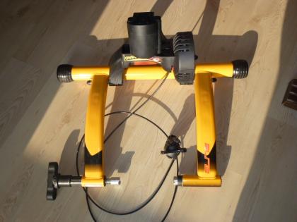 (58) Rollentrainer für Fahrrad 5 Gang Made in Italy ELITE mit Mantel