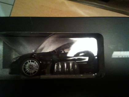 Ich verkaufe Mercedes Modelle 1:18