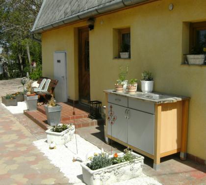 10.- €  pro Tag Ferienhaus in Ungarn /  Plattensee!!