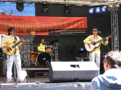 Karibischer Musik mit der Latino Band Leyenda Latina