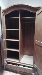 Kleiderschrank 2 Türig aus Holz