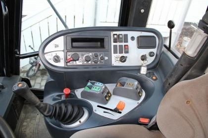 JCB Fastrac 3170 PLUS Traktor mit FL Bj.2021 Preis:12 .000EUR