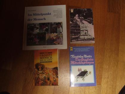 Bücherpaket 4 Stück nur 1,- €