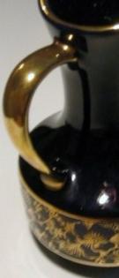 	 Antike, kleine Kobalt - Vase mit Gold
