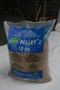 Kaminholz, Holzbriketts und Holzpellets