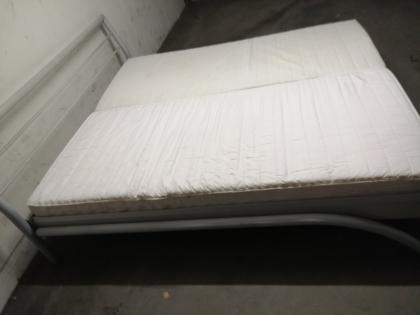 DIESAN Metall Holz Doppel Bett 180 x 200 cm