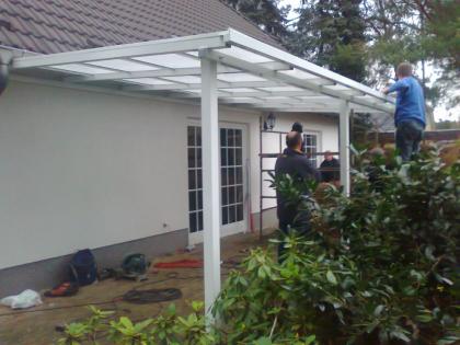 Feste ÜBERDACHUNG - darunter ein paar Grad kühler - von BLASK ®