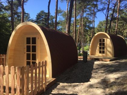 Sauna Pod, massives Naturhaus Saunapod in 46 mm und 58 mm Wandstärke, massive Sa