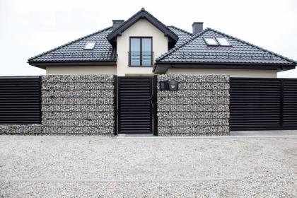 Schiebetor, Freitragend, Schiebetoranlage, Herstellung, Einfahrtstor, Toranlage,