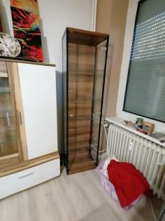 Zwei sehr schöne Glasvitrinen in der Farbe Walnuss schwarz