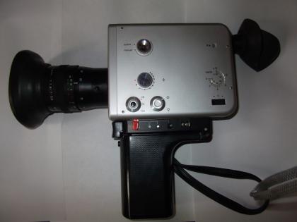 Nizo S 560 Hochwertige Super-8-Schmalfilmkamera