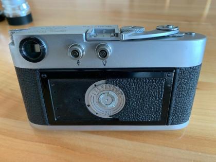 LEICA M2 von 1965 mit 3 Objektiven, Leica Meter und Brille