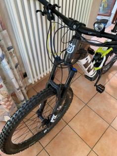 Husqvarna Hard Cross HC8 27, 5+ 630 Wh Bronze/ Whitem RH46 L