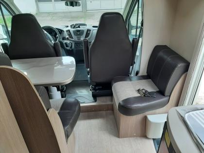 Wohnmobil  Alkoven für 4 Personen zu vermieten