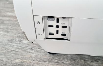 Epson EH-TW9300W Beamer LCD Projektor